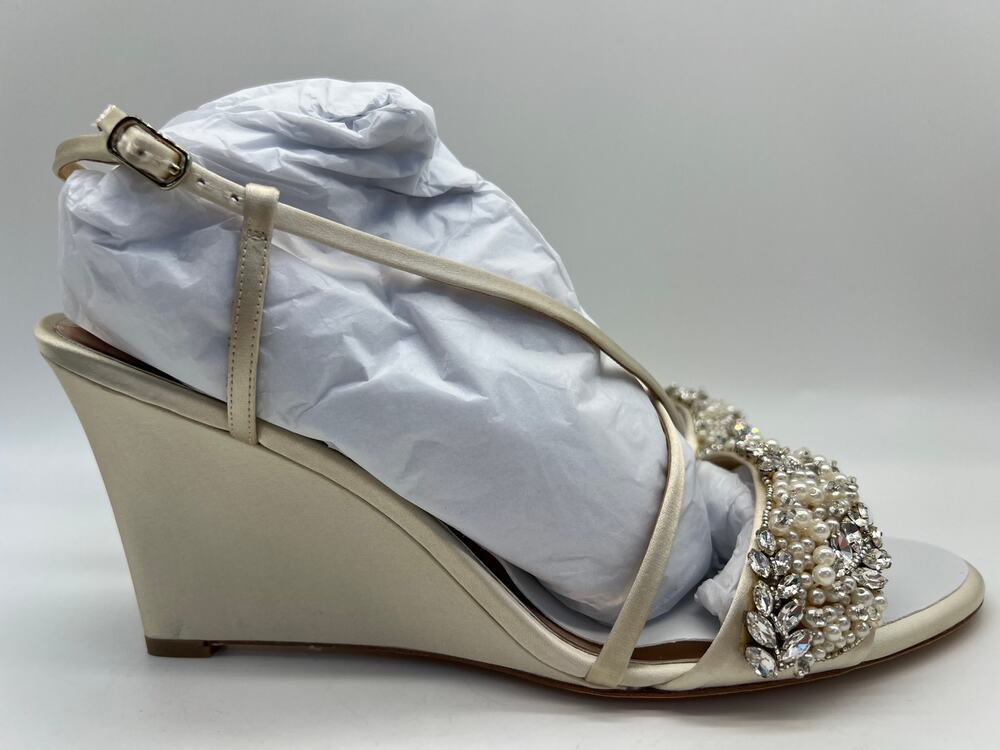 Badgley Mischka Women's Clarisa Embellished Wedge Sandal Ivory MP5243 Size 11